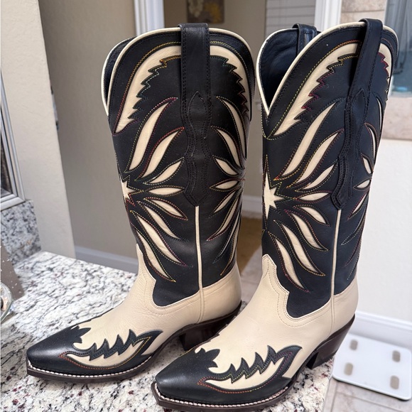 Tecovas Black and Cream Heeled Boots - Picture 2 of 5